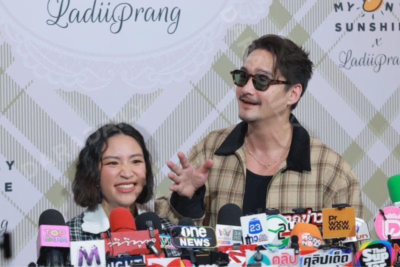 阿南达与内特查看分娩吉日