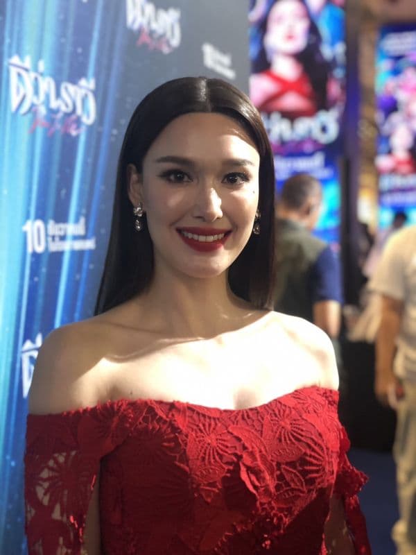 Jackie Chachalinee谈论与Por Arnonphol关系破裂的采访画面