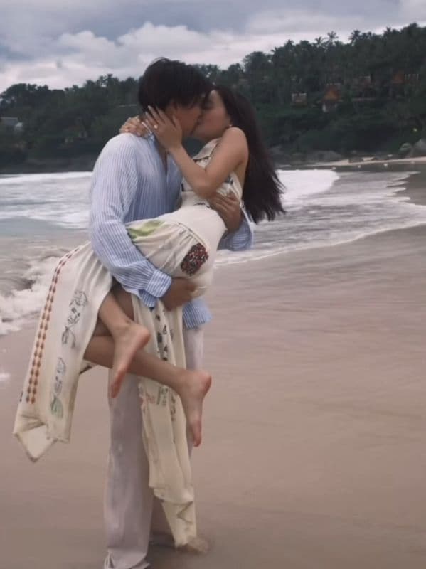 水滴·纳达班发布的海边求婚短视频截图