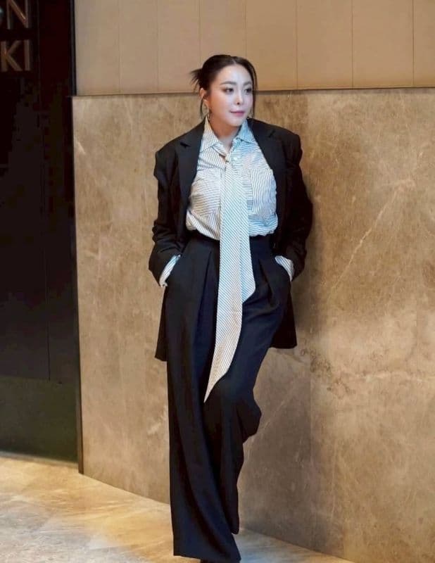 《揭穿‘黑蚂蚁’》节目画面