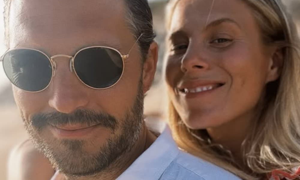 Frankie Gaff与妹妹的合影