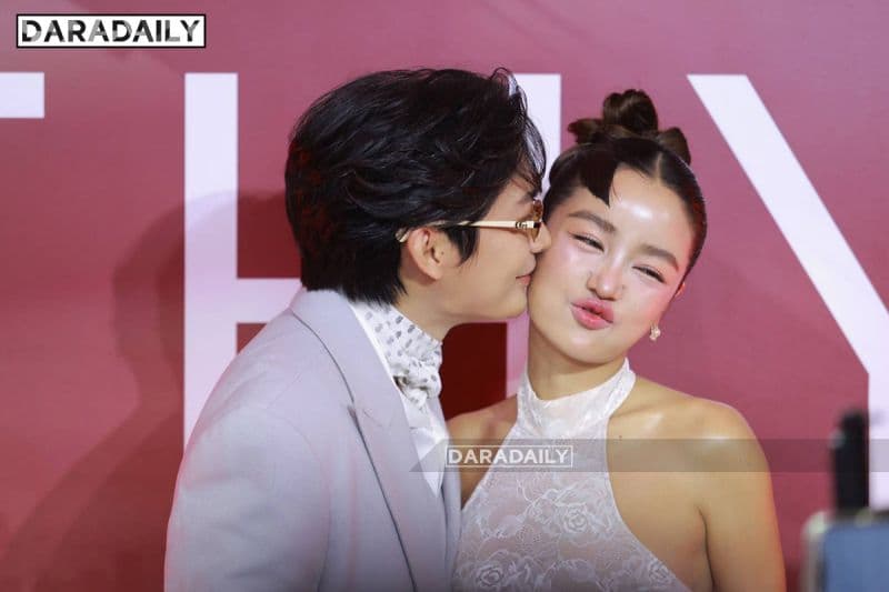 卡拉泰·R-Siam展示玩偶原来的位置