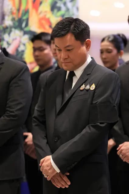 新闻主持人活动参与画面