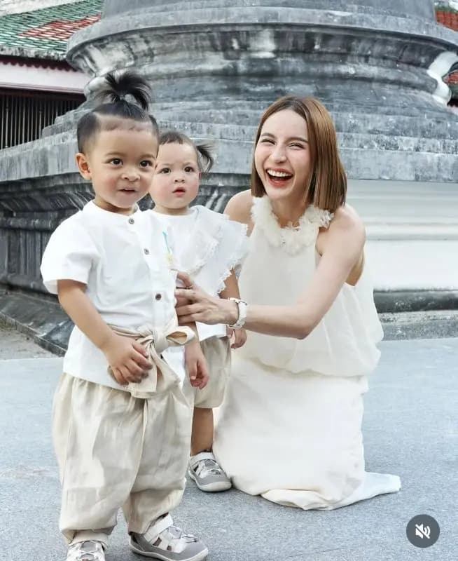 Mei Preramya与其子Monet的亲子互动引发网络热议