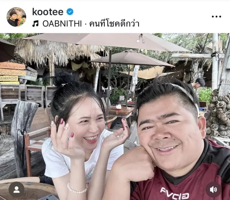 戈迪与女友热恋期甜蜜瞬间