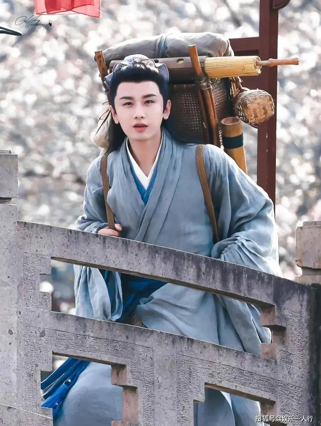 成毅莲花楼豆瓣高分封神演技获赞