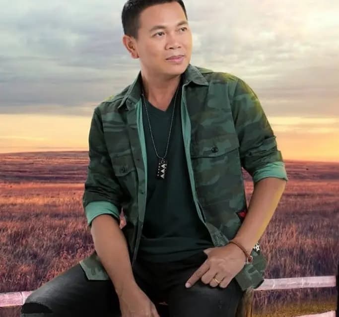 蒙肯·盖恩坤讲述舞台打赏金的慈善用途