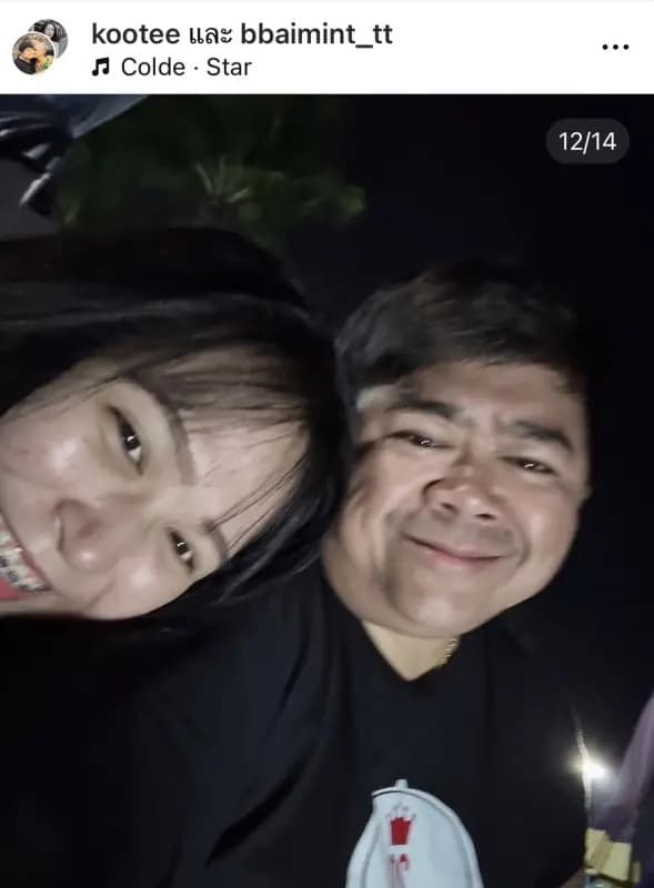 戈迪与小唇瓣妹妹在海边亲密相拥