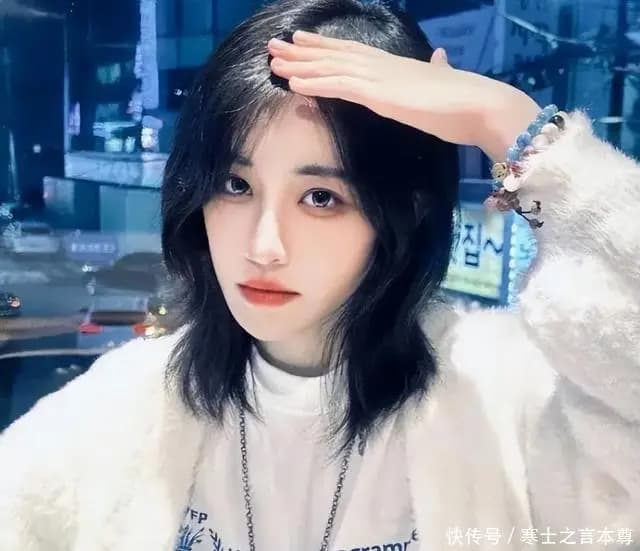 吕相宜退团后的生活照