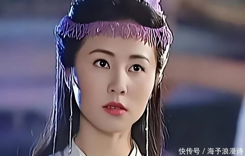 孙莉在乌镇的高清无美颜生图,眼角皱纹明显