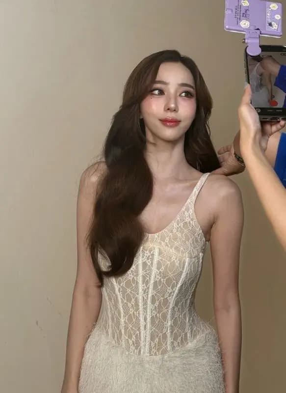 泰国女星Nuclear Orasa时尚生活照