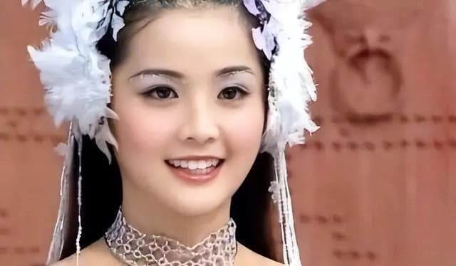 陈伟霆内地爆火后与蔡卓妍分手