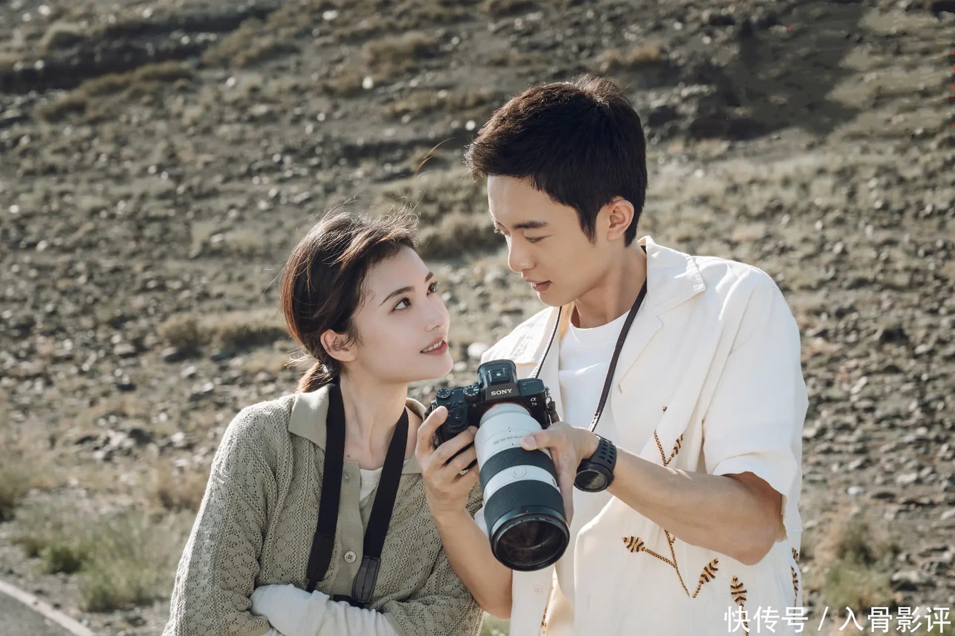 女主角加奈那现代装造型惊艳亮相