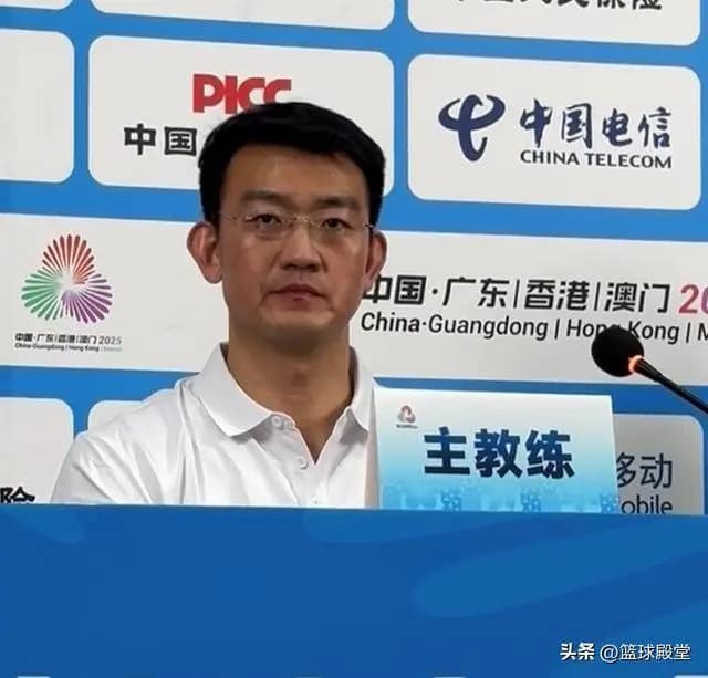 四川大胜河南采访!王博回应争冠,胡金秋谈慢节奏+与周琦搭档!