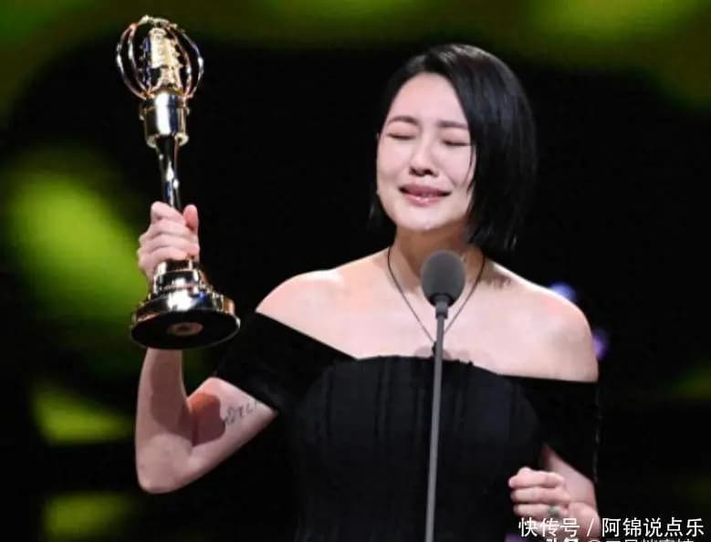 小S二女儿身材太超标,曝具俊晔暴瘦全家给他夹肉 大S儿女靠后妈疼