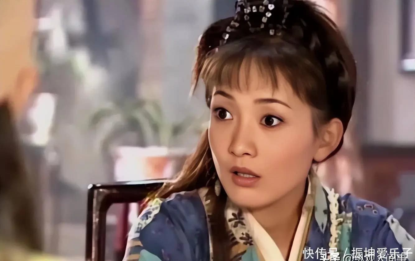 网友对牛莉近期面部僵硬状态的评论与惋惜