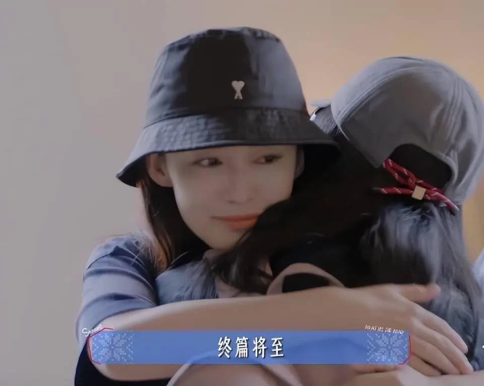 李沁制作的手工回忆册,记录旅行点滴