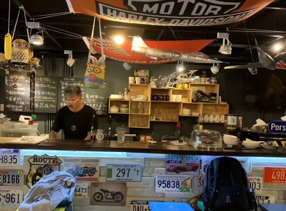 屠颖随性洒脱的生活照