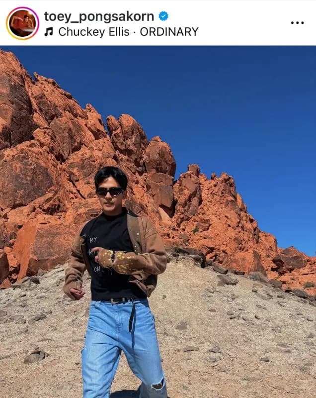 Toey Pongsakorn在芝加哥马拉松现场与跑者互动