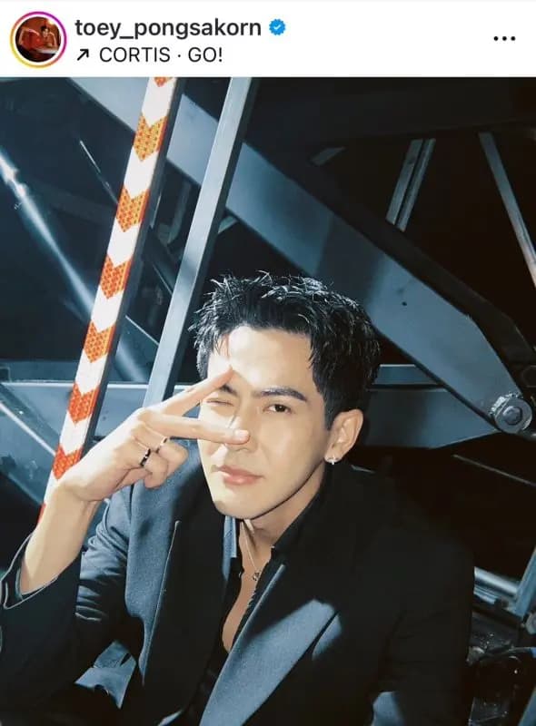 Toey Pongsakorn展示打破个人纪录后的喜悦状态