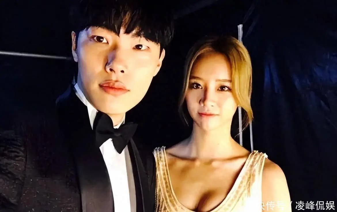 柳俊烈参加《请回答1988》10周年!调整行程出席分开拍摄避惠利