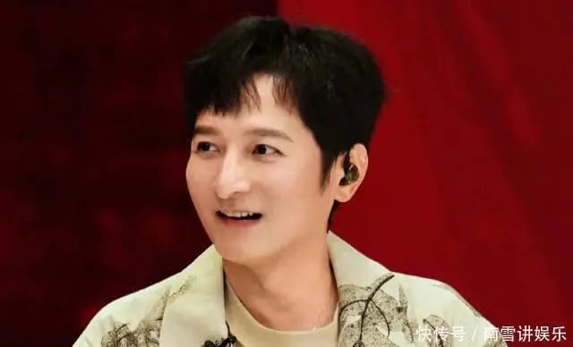 泪目回归!李维嘉四年沉寂终吐露心声,谁让他重回芒果舞台?