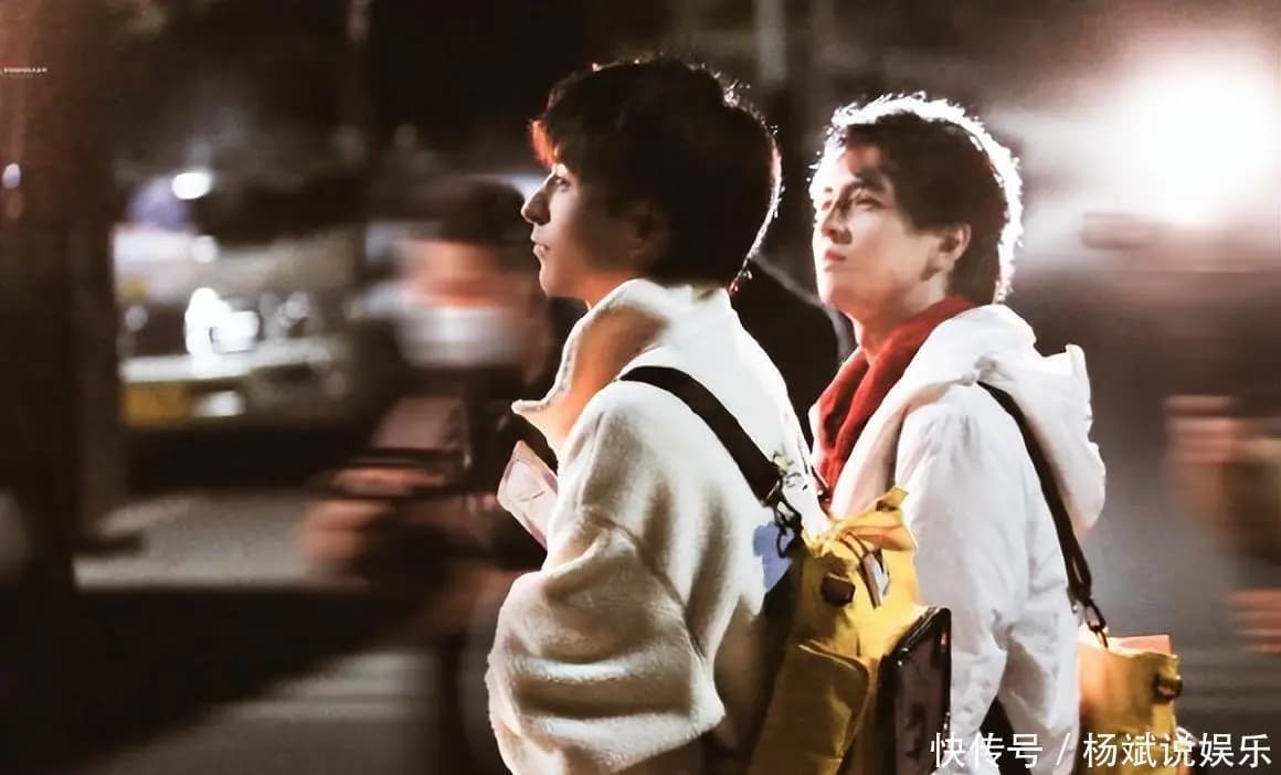 粉丝文化狂欢与回归作品质量的对比思考图,呼吁关注好作品