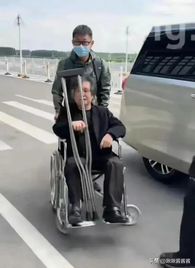 郑智化该不该骂?