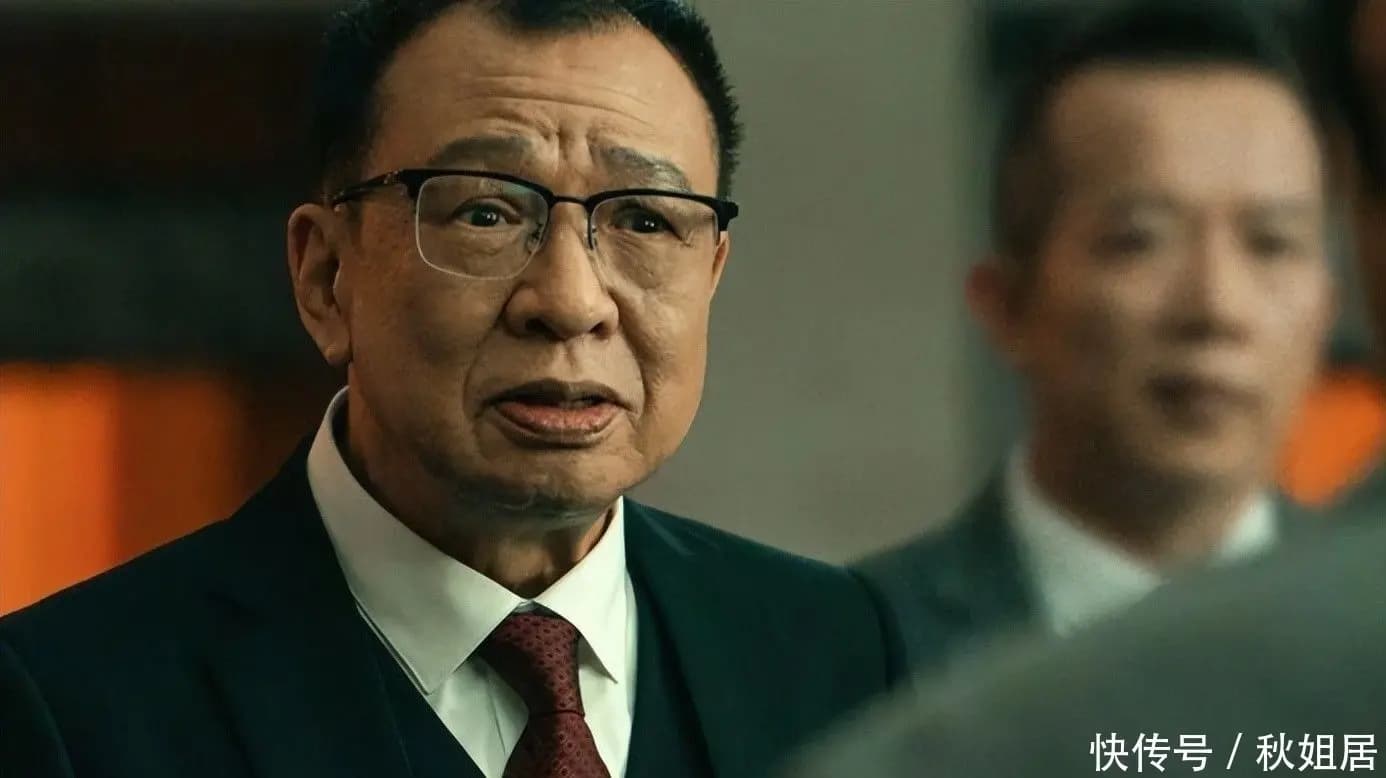 许绍雄生前最后在小红书发布的与女儿打游戏视频画面