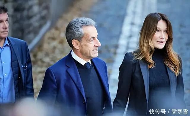 布吕尼悲伤送别萨科齐入狱!两人牵手从家走出,拥抱难掩巨大悲伤