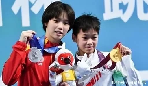 网友对全红婵身材与成绩的评论