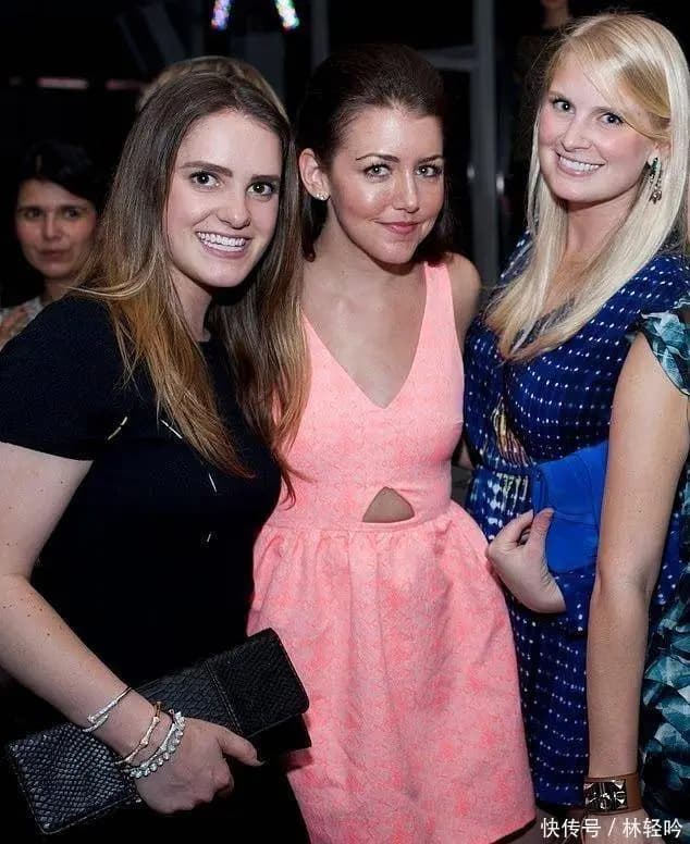 服装设计师娜塔莉·蒂佩特的生活照