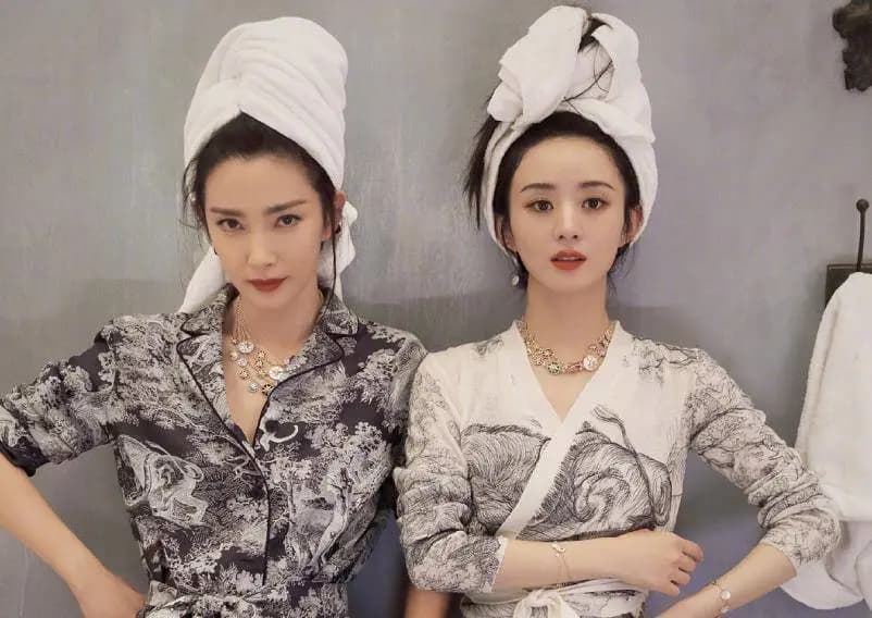 李冰冰与赵丽颖同框:美女联动,时尚魅力尽显