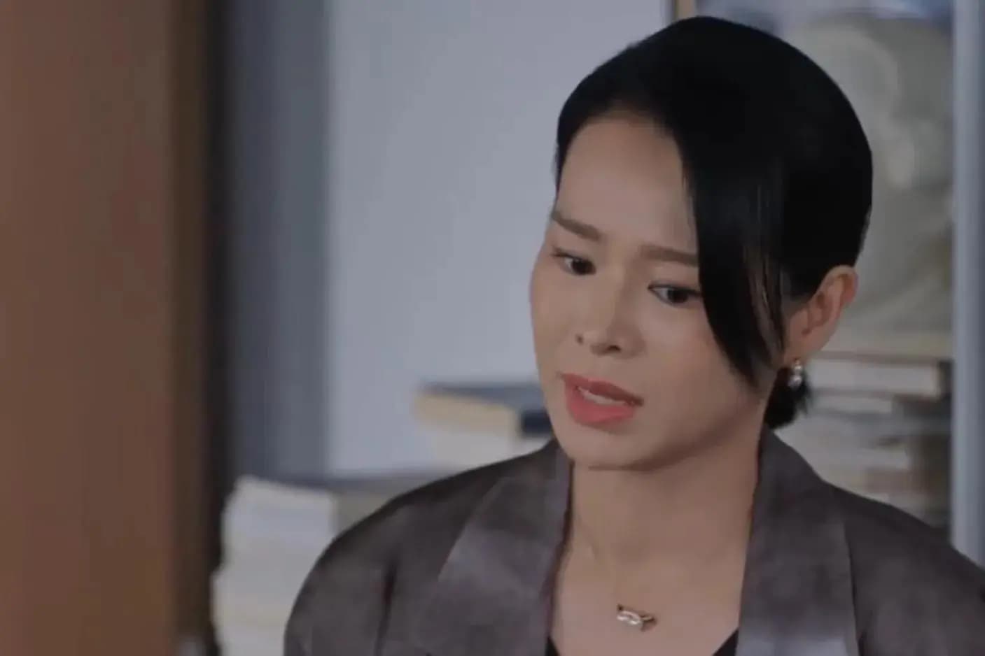 邱丽苏落难时被合作伙伴和亲友拒绝援助