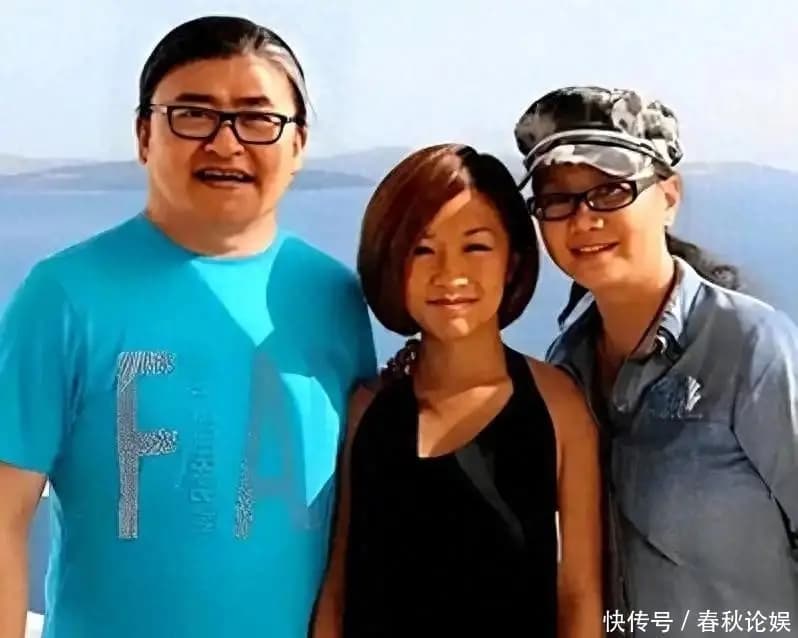 牛鬼蛇神现原形!刘欢女儿大婚不到一天,评论区出现令人恶心一幕