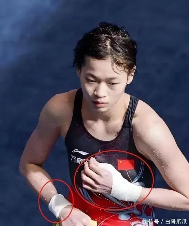 全红婵和陈芋汐的合影