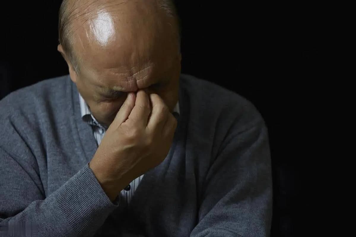 中老年男性听力下降与视力模糊的健康检查