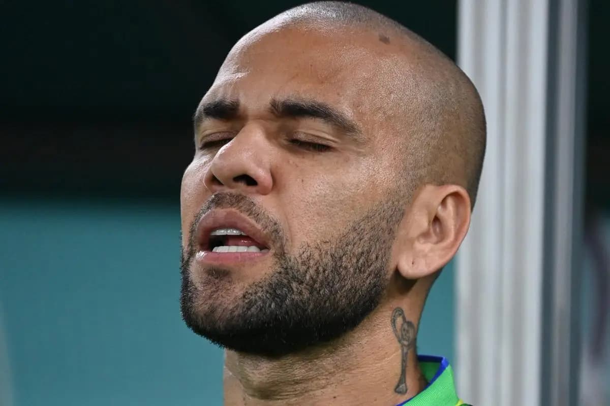 在性侵指控被撤销后,阿尔维斯转型成为西班牙教堂传教士