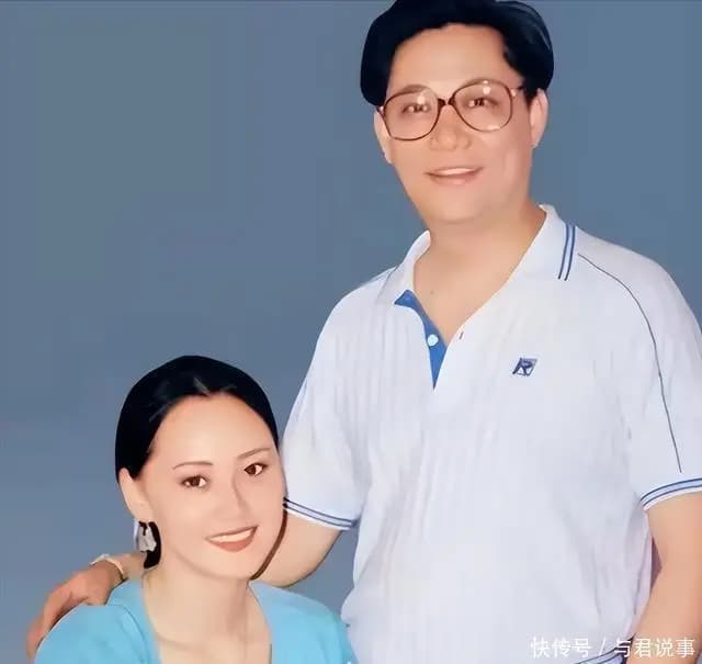 宋佳照顾生病丈夫的旧照