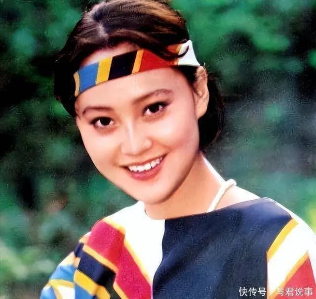 宋佳回顾往昔岁月感叹人生如书