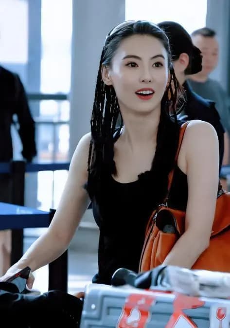 张柏芝为维护刘晓庆住宿条件与民宿老板交涉