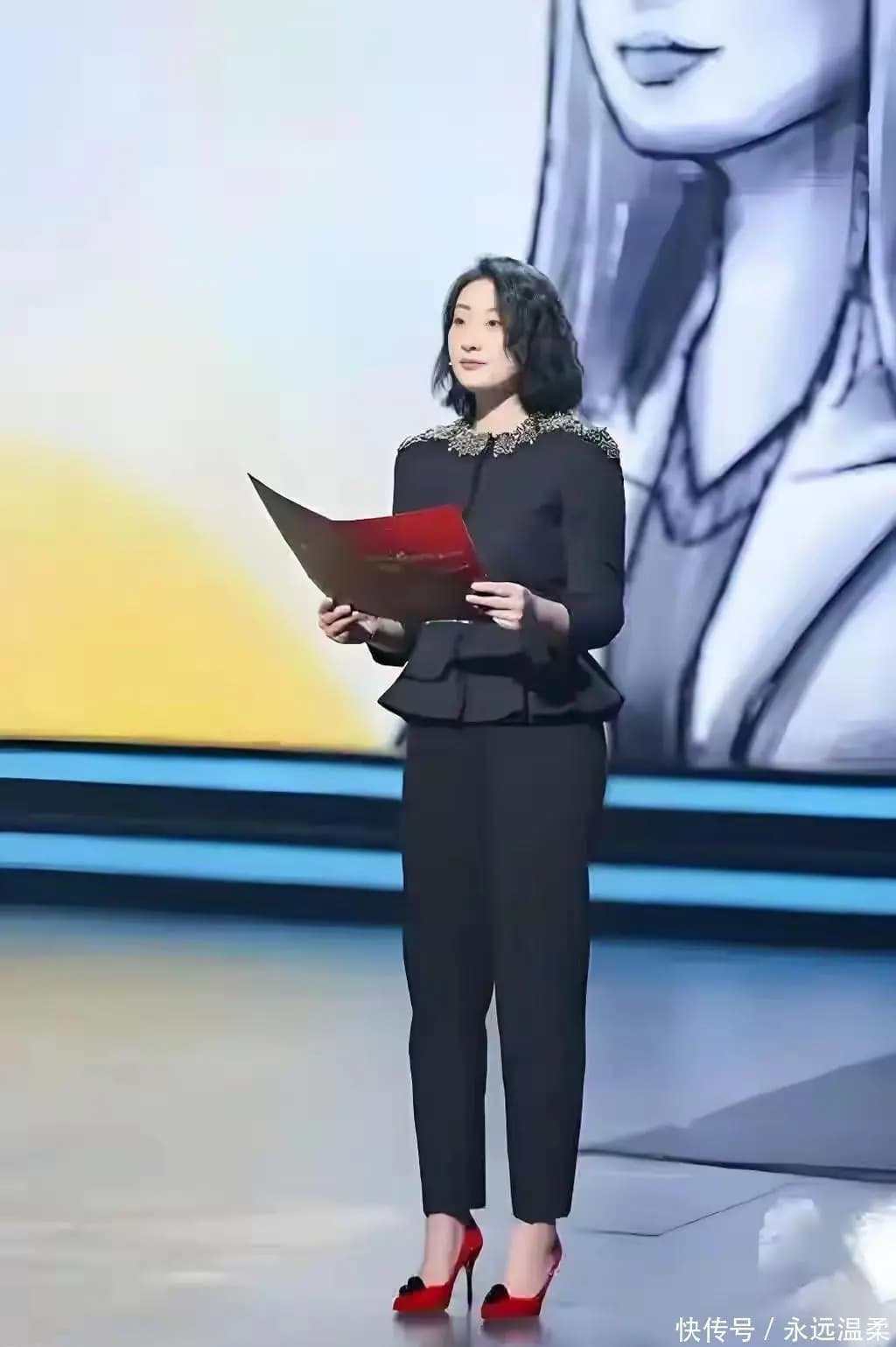 宗庆后与女儿宗馥莉早年合影,展现父女传承