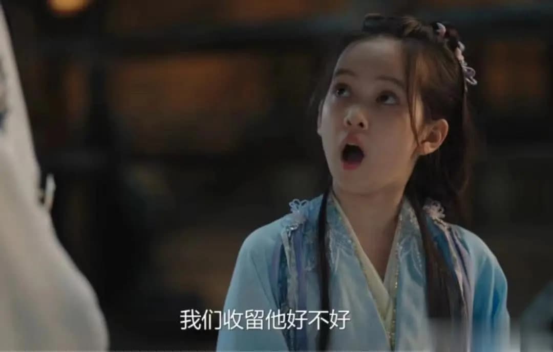 慕声在慕家地位低下人人可欺,与慕瑶待遇天差地别