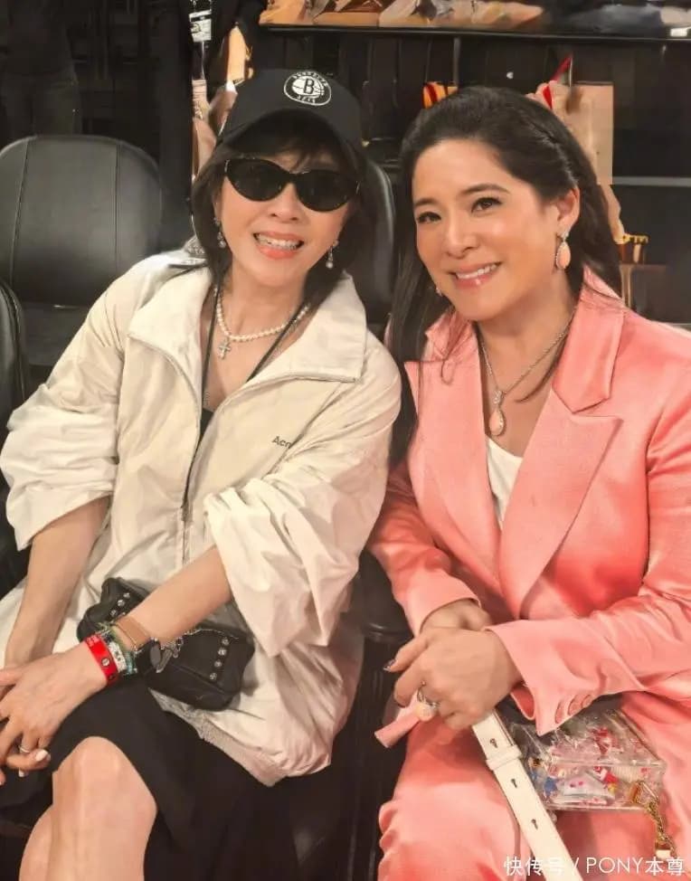 刘嘉玲自信优雅状态