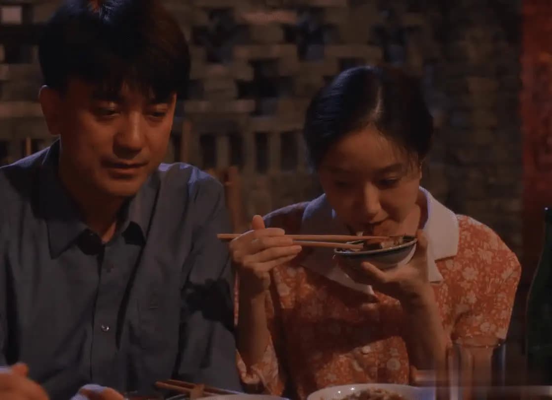 吴姗姗端起铁饭碗,张敏成为待业青年