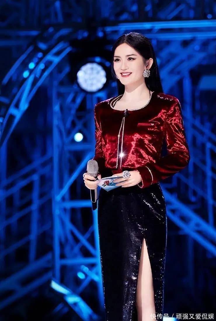 谢娜个人资料简介及早年求学经历