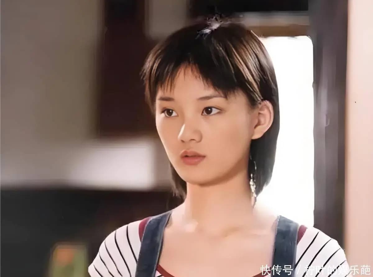 39岁馨子回应无戏可拍上热搜!17岁曾出演红苹果乐园红极一时