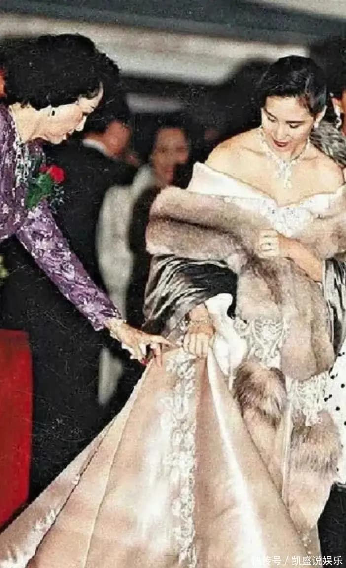 何超琼许晋亨世纪婚礼宴席盛况,名流云集