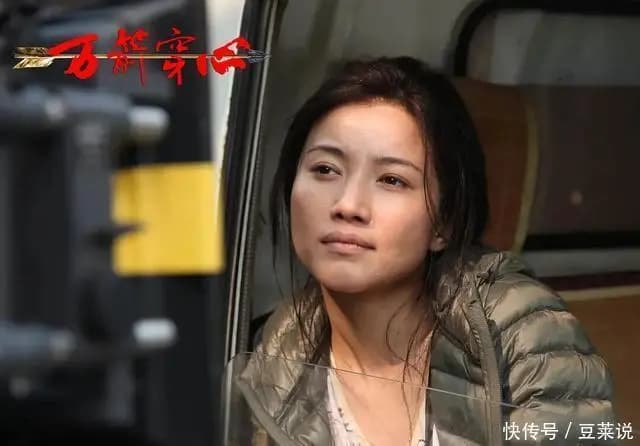 颜丙燕凭借万箭穿心获得多个影后奖项