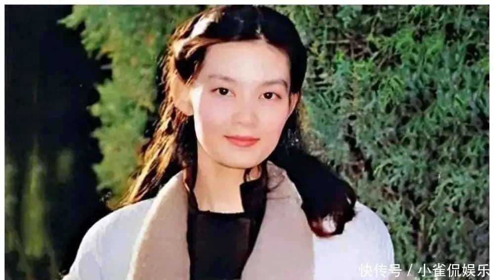 35年后潘虹首谈后悔离婚,说前夫最好,晚年皈依佛门,这是为何?